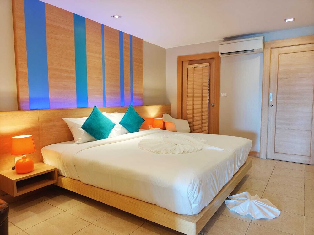 Ratana Apart Hotel At Kamala 2/50