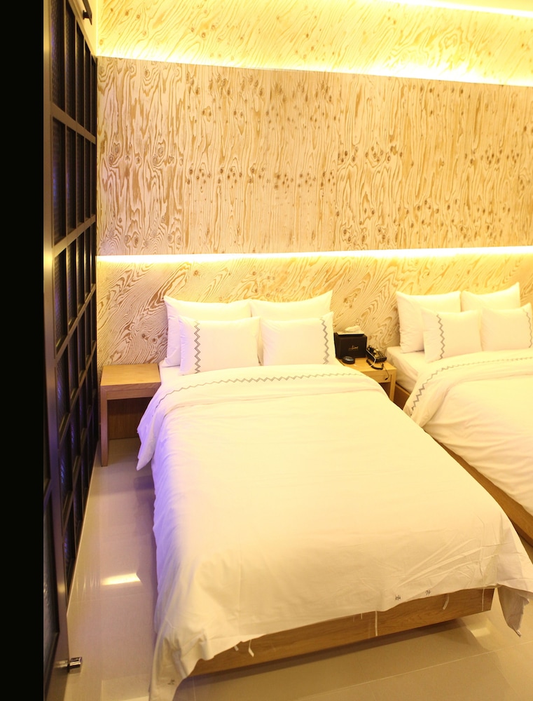Jeonju Lime Hotel 11/63