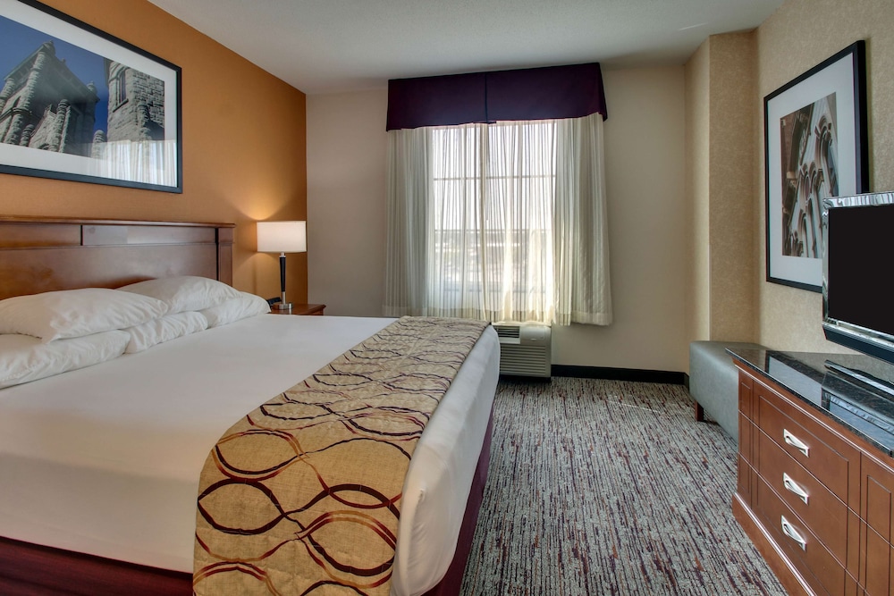 Drury Inn and Suites Findlay 17/50