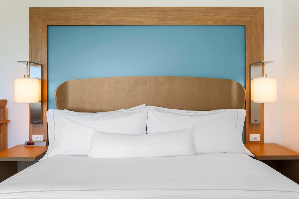 Studio, 2 Queen Beds, Sofa