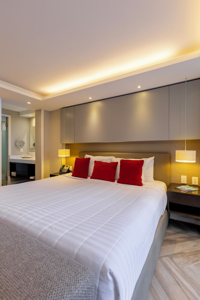 Isaaya Hotel Boutique By Wtc 15/50