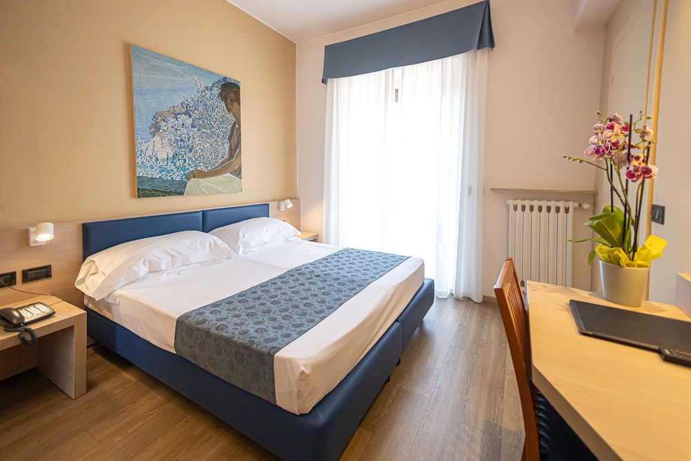 Hotel Esperia 22/71