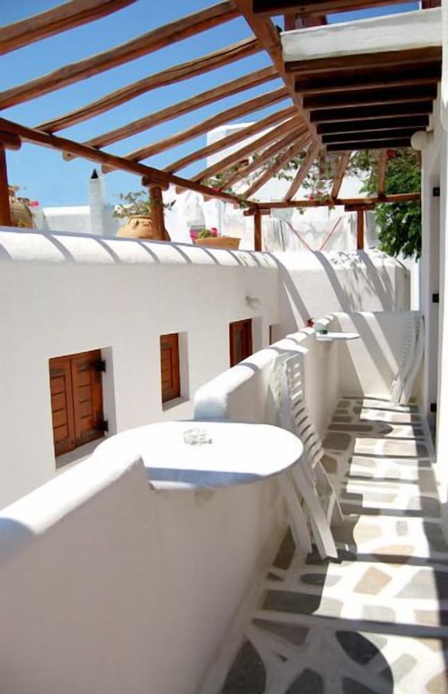 Villa Pinelopi 8/50