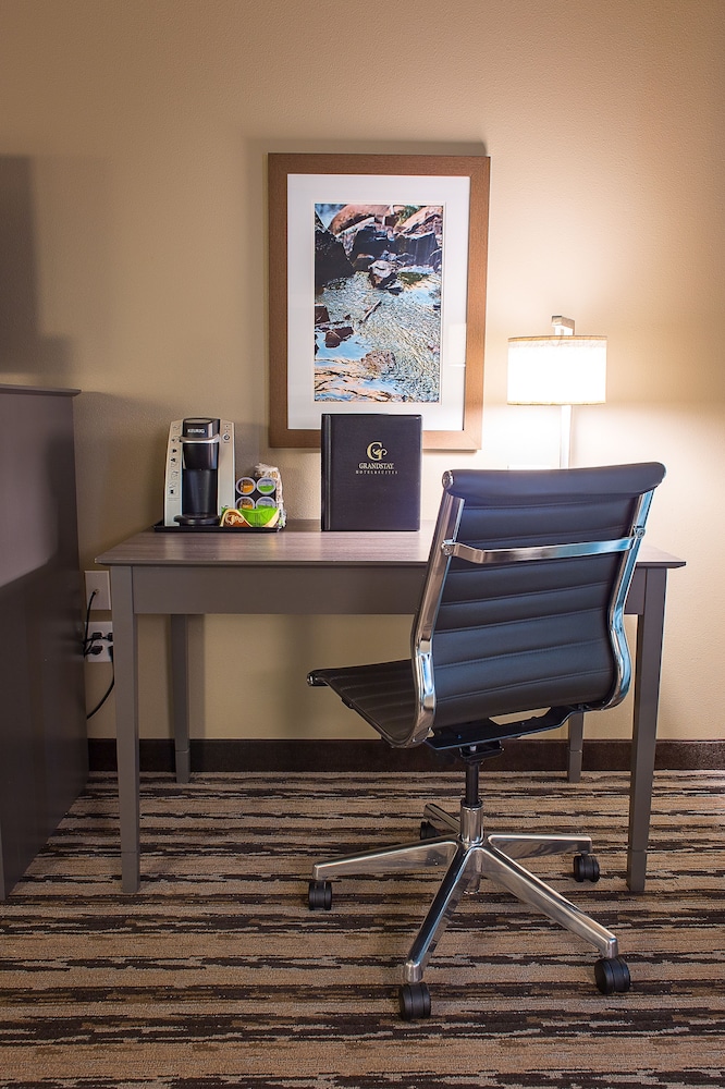 GrandStay Hotel and Suites 55/63