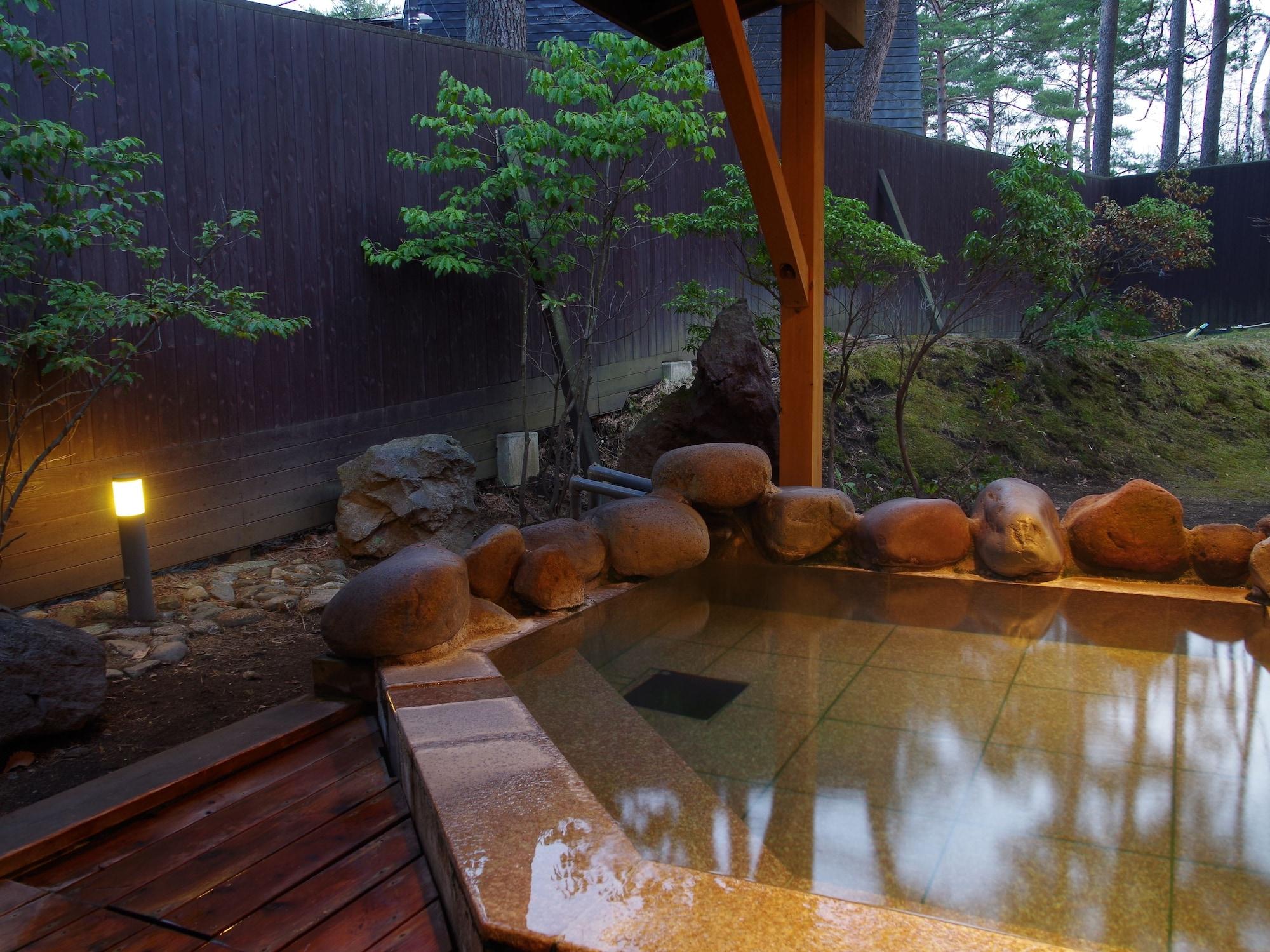 Kusatsu Skyland Hotel 77/100