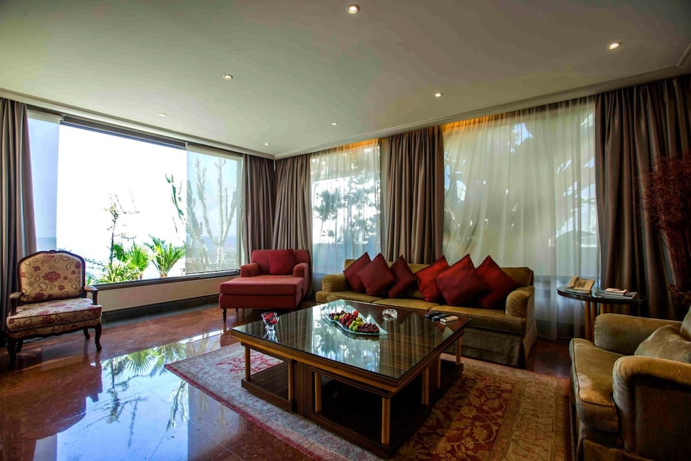 Lahoya Beirut Hotel 17/34