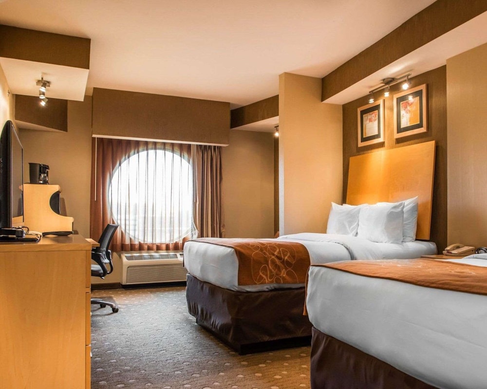 Suite, 2 Double Beds, Sofa
