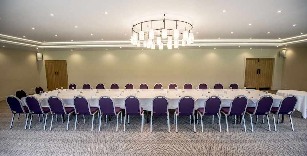 Stonehouse Court Hotel 63/80