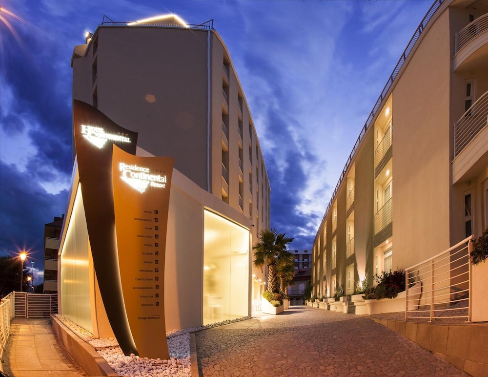 Hotel & Residence Continental 4/50