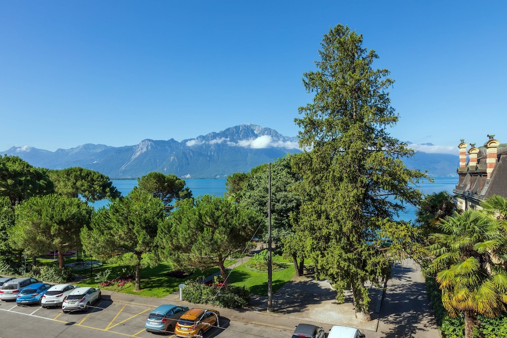 Grand Hotel Suisse Majestic 31/53