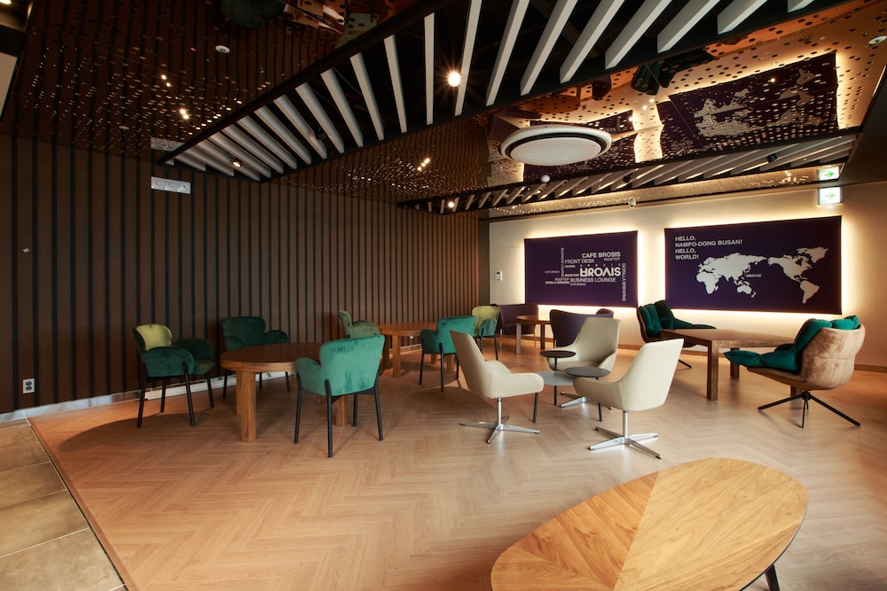 Brosis Hotel 38/47