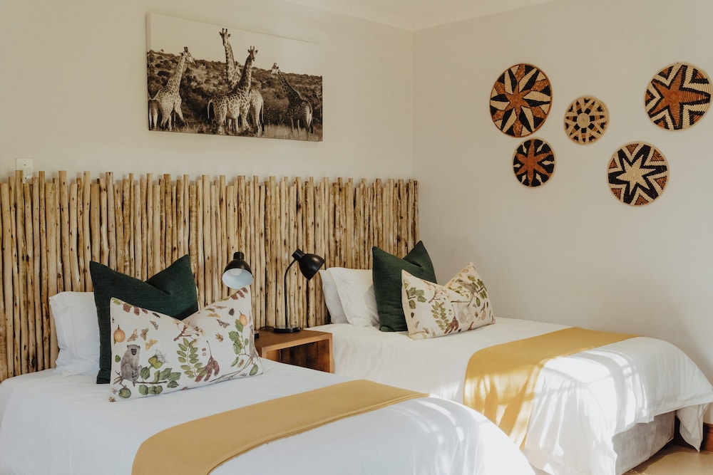Duiker Game Lodge 4/26