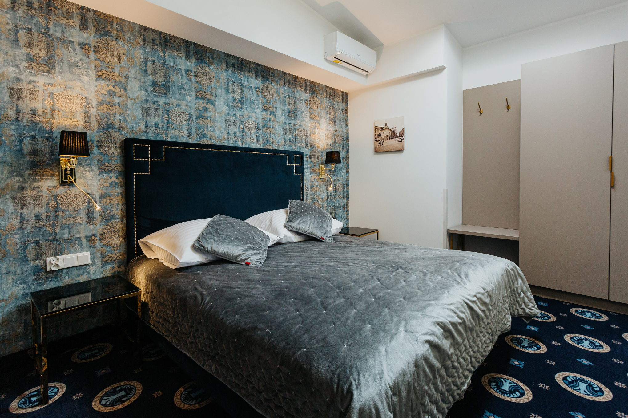 rooms
