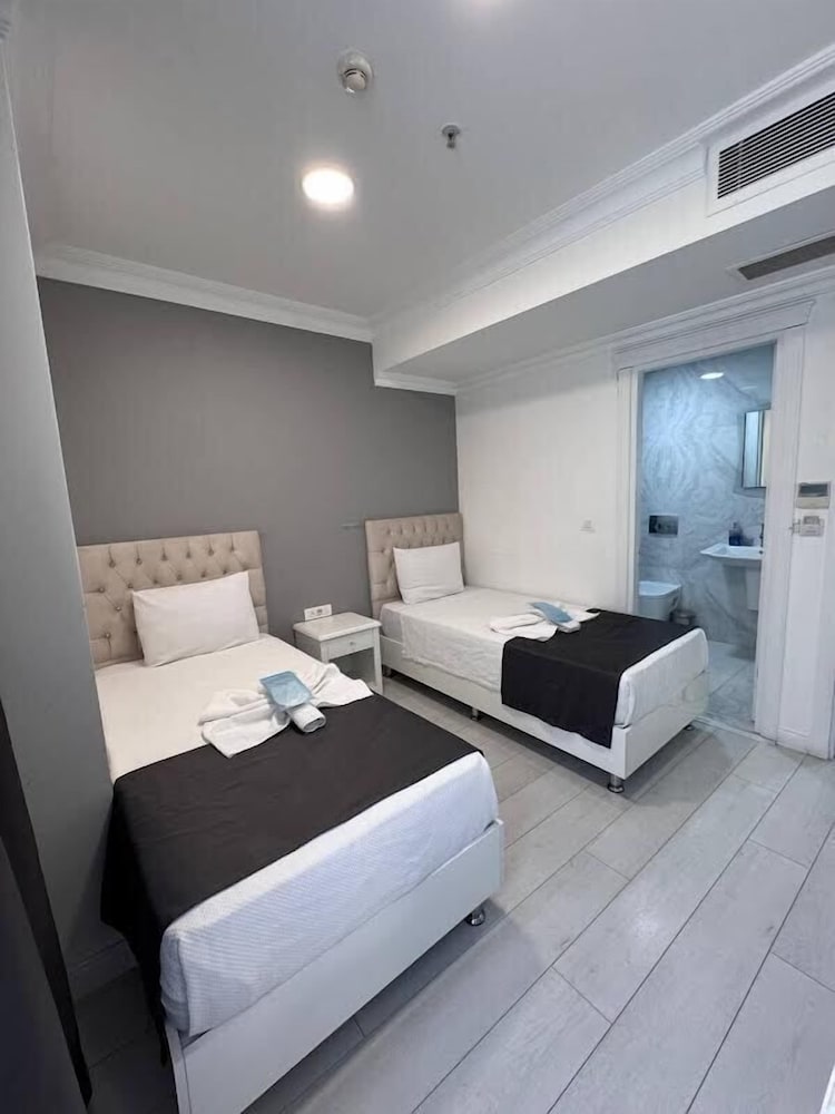 Oguzhan Hotel 18/50