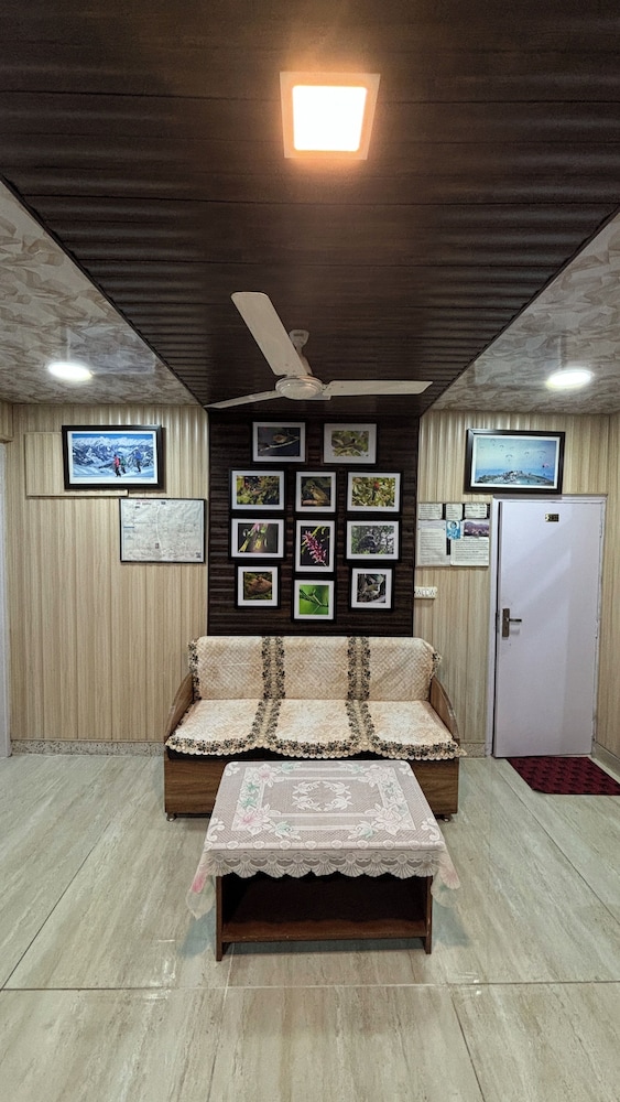 Hotel Ekant Lodge 28/50