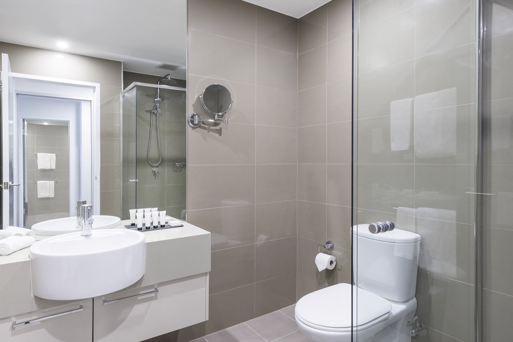 Holiday Inn & Suites Sydney Bondi Junction 14/49