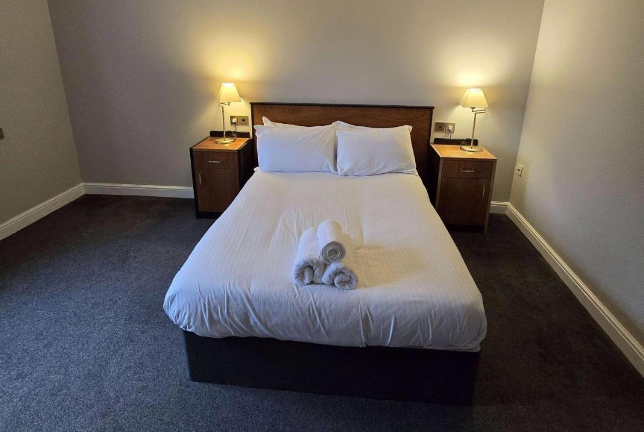 STANDARD, DOUBLE BED