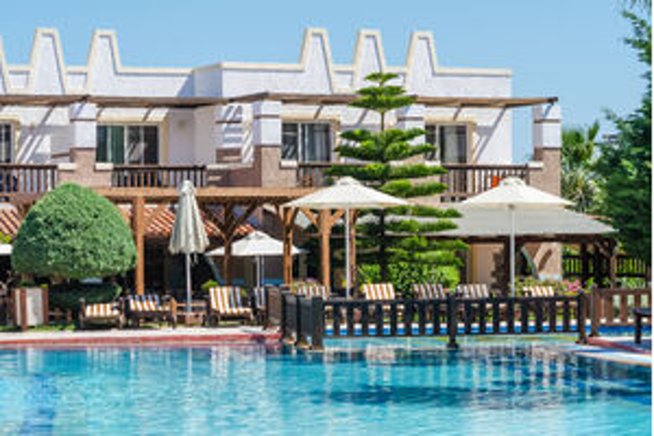 Gaia Royal Hotel 2/86