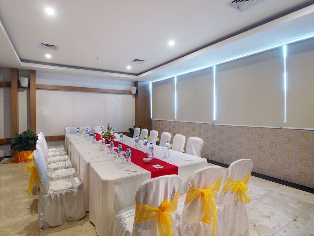 Manna Hotel Pematangsiantar 38/43