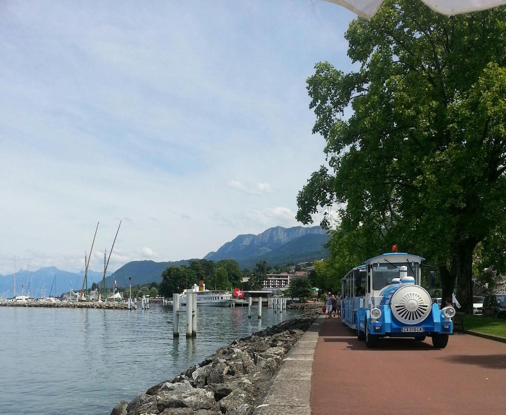 Hotel Alize Evian 43/55