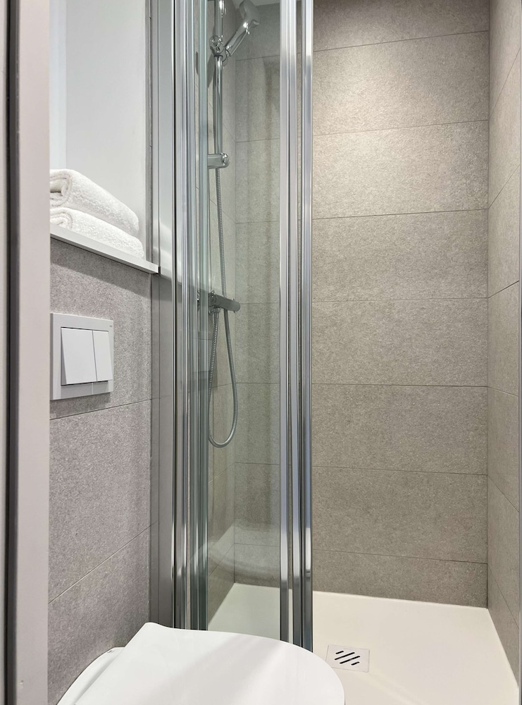 Hotel Kyriad Direct Moulins Sud - Yzeure 60/62