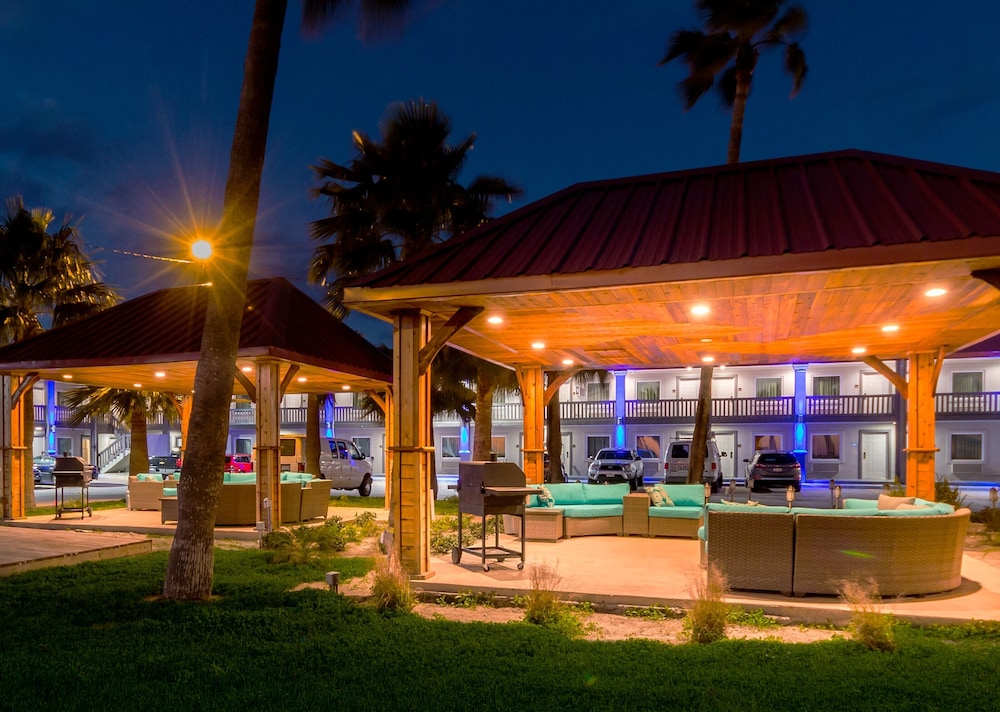 Oceans Edge Hotel, Port Aransas,TX (ex Red Roof Inn Port Aransas) 5/62