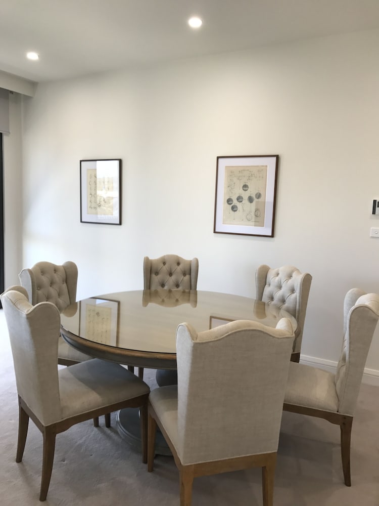 Knightsbridge Canberra 37/61
