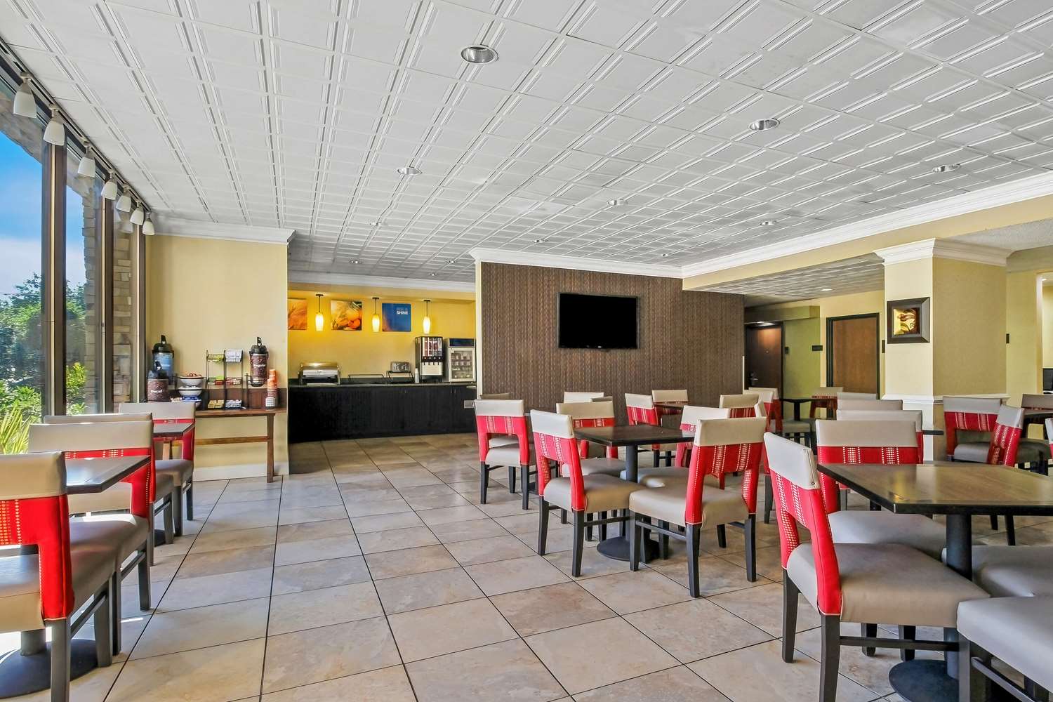 Comfort Inn Cranberry Twp. 27/45