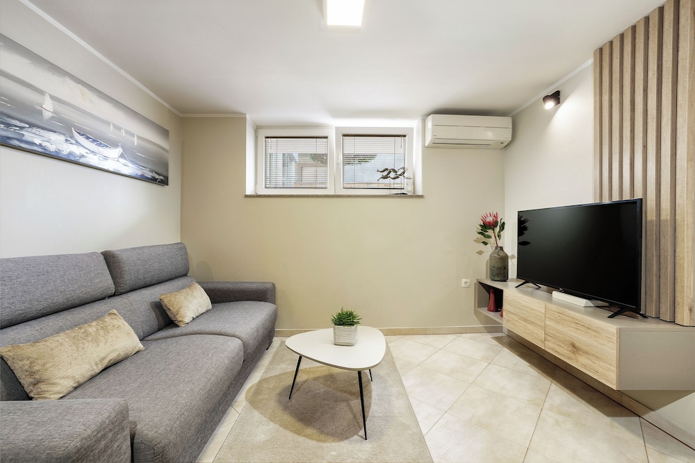 Apartments Villa Karla 32/50