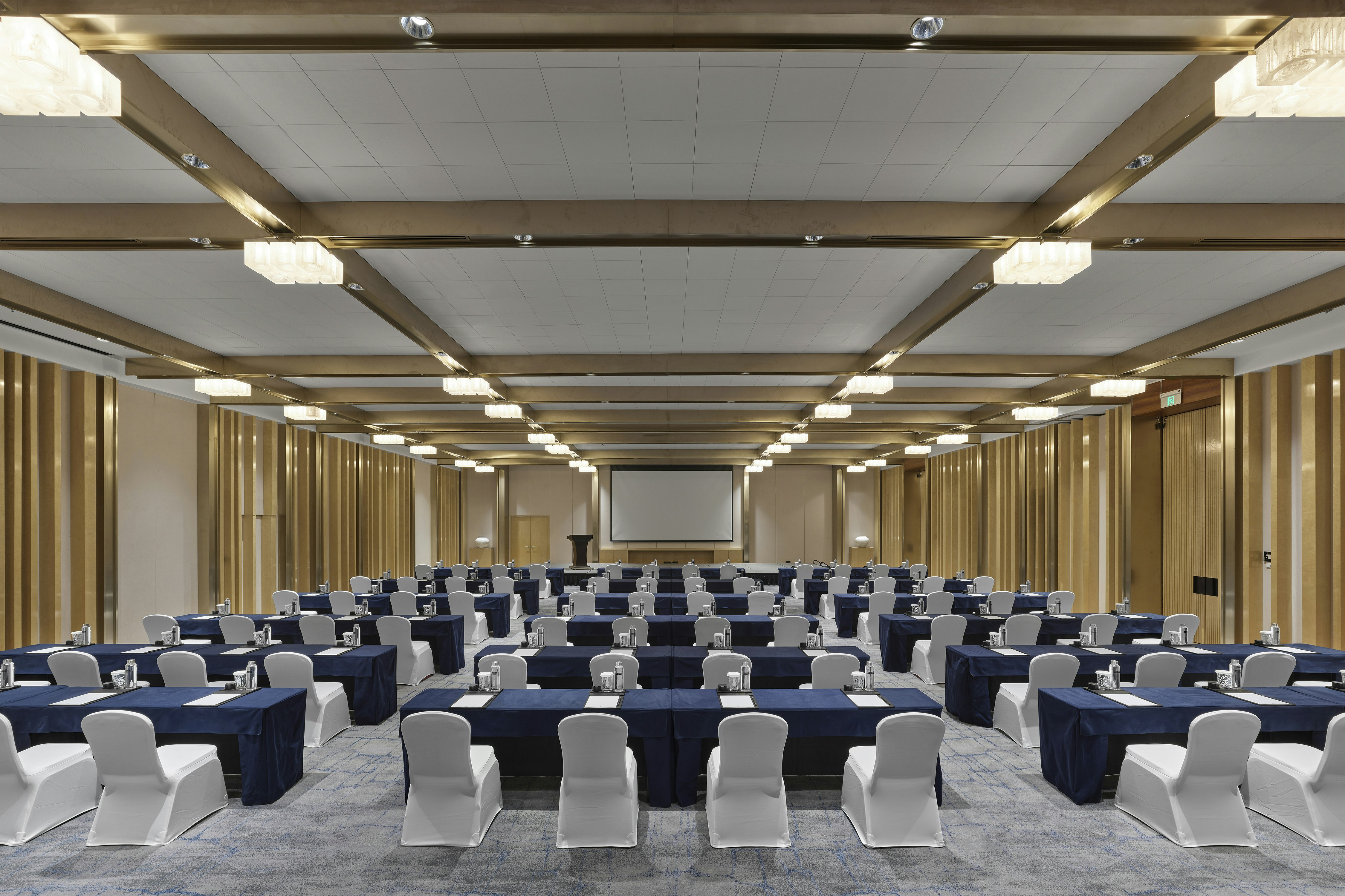 Hilton Suzhou Yinshan Lake 54/72