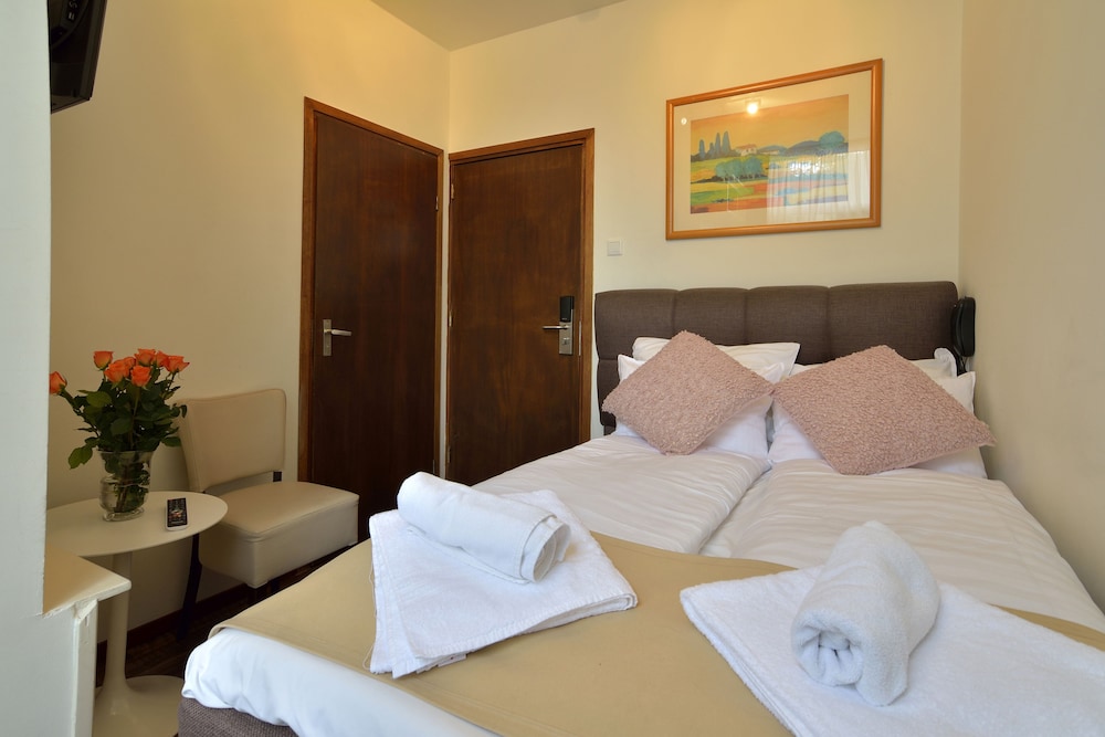 Boutique Hotel La Belle Vue 16/50