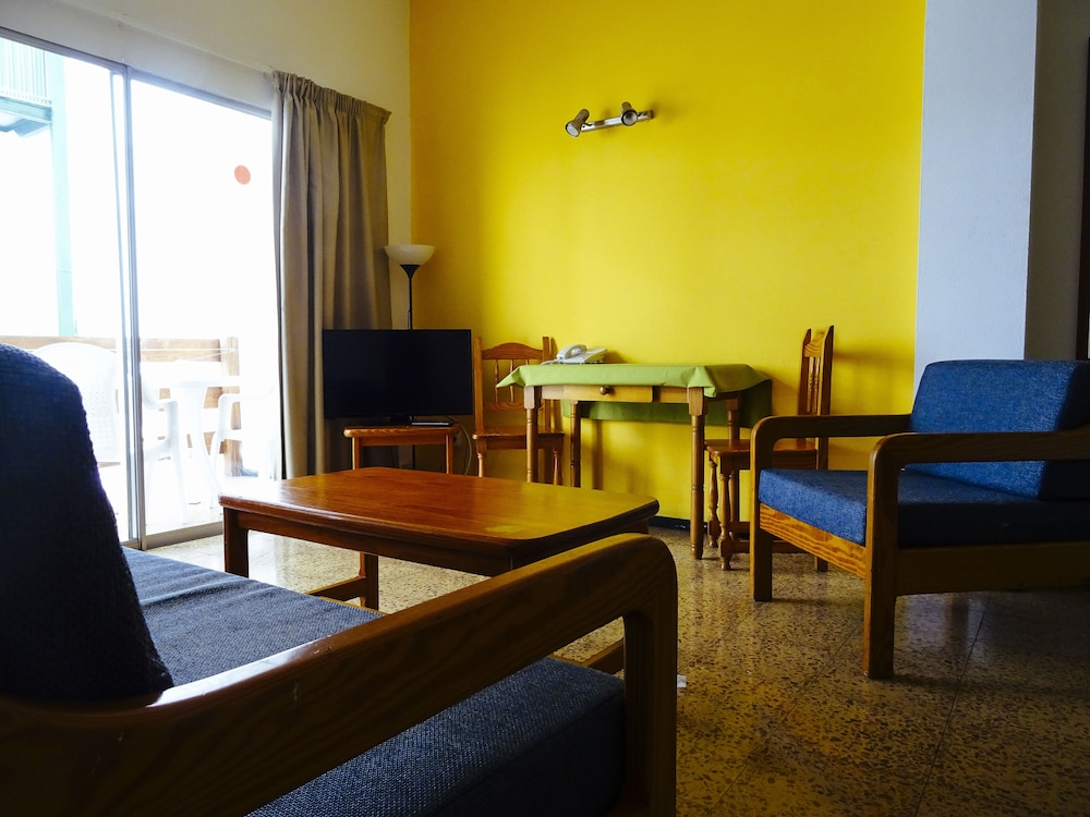 Brisamar Canteras Apartments 67/93
