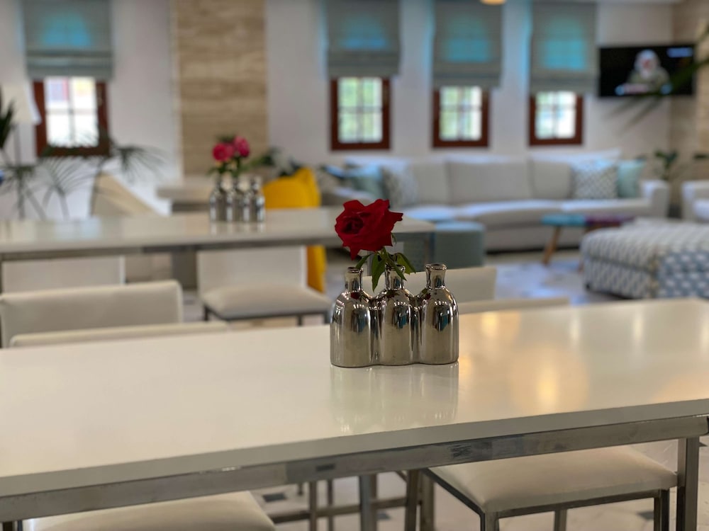 Cooee Kyknos Beach Hotel 52/75
