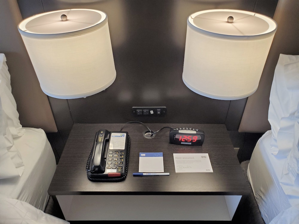 Holiday Inn Express Hotel Suites Cheney University Area 47/58