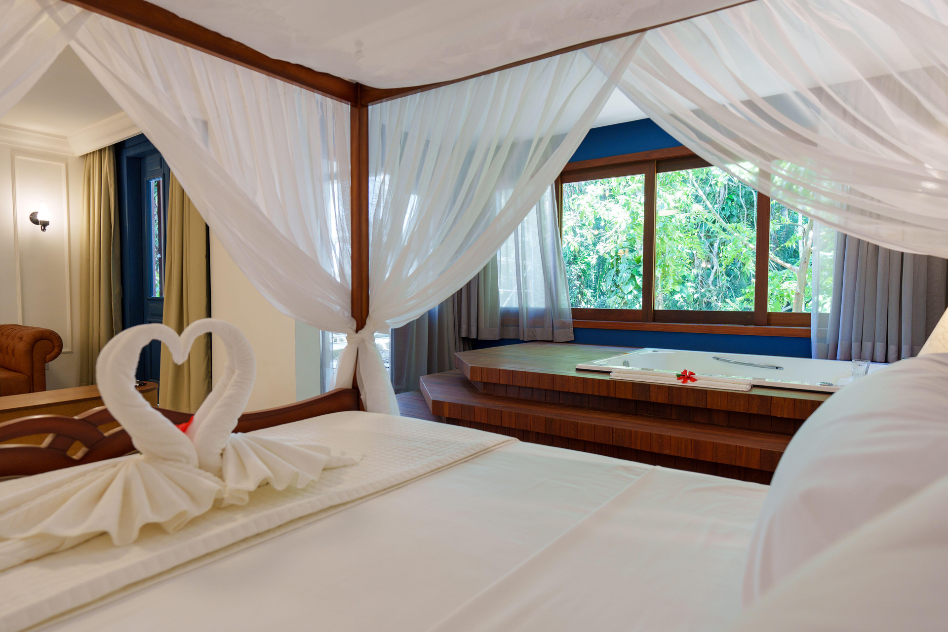 Presidential, Suite, Forest View