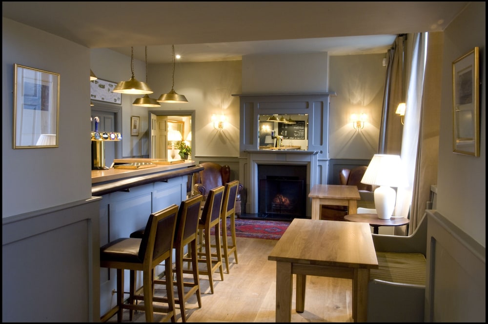 Collingwood Arms Hotel 27/36