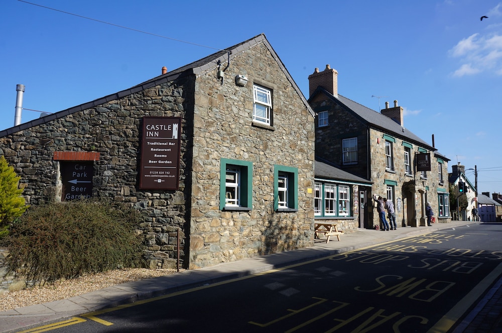 Castle Inn 6/35