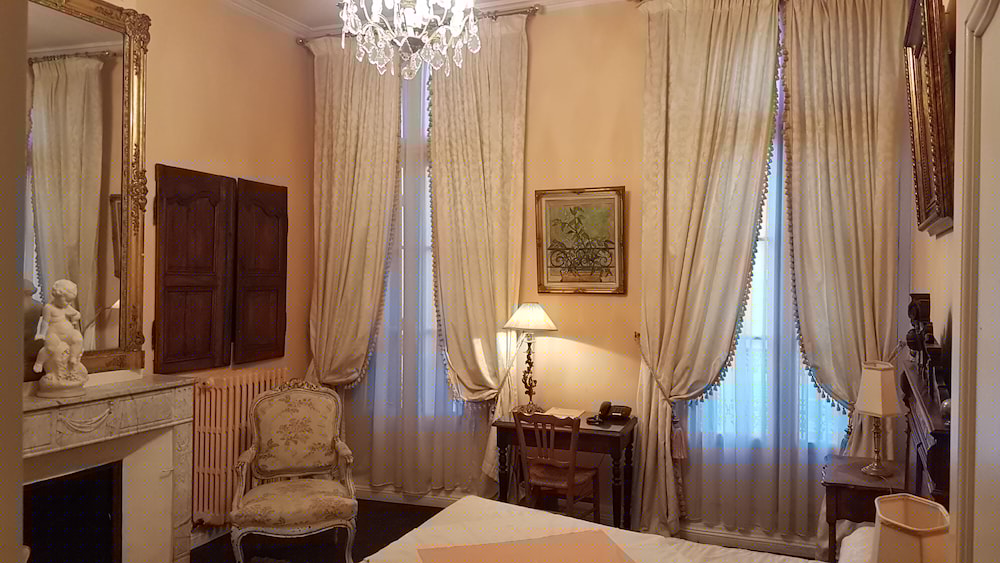 Hôtel Cardinal 27/58
