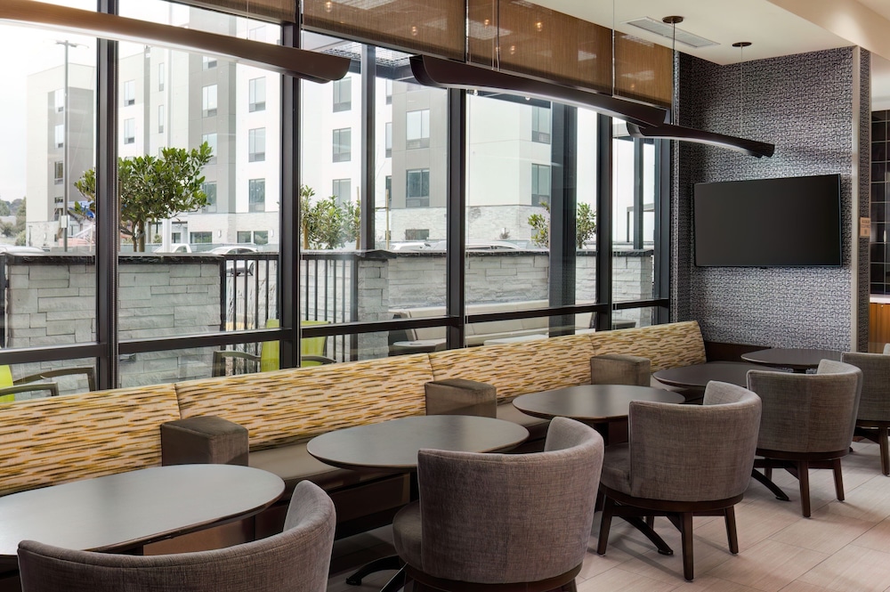 SpringHill Suites by Marriott Pleasanton 24/35