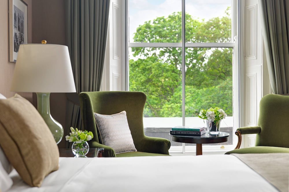 Shelbourne Hotel 44/55