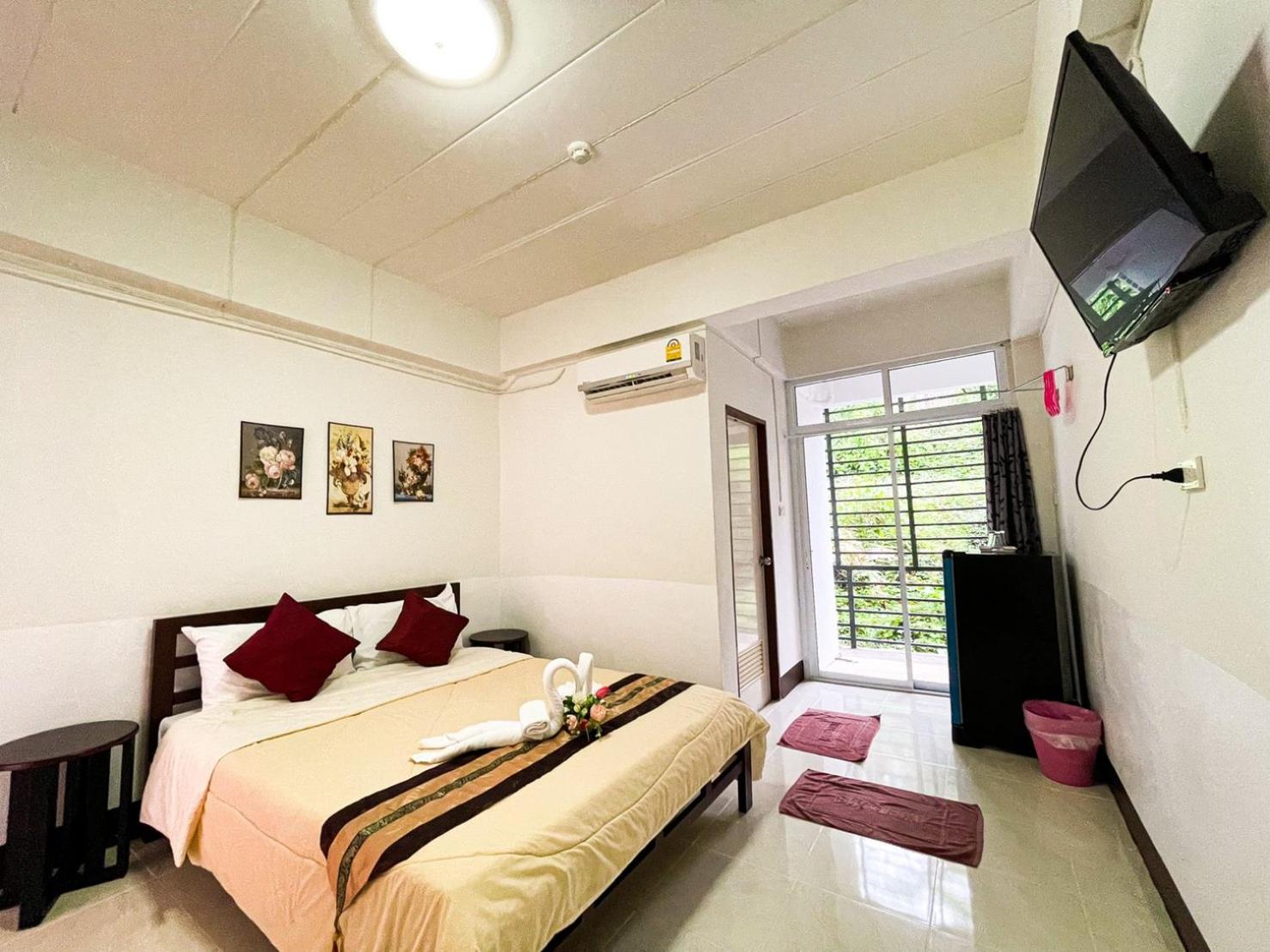Room, Double Bed