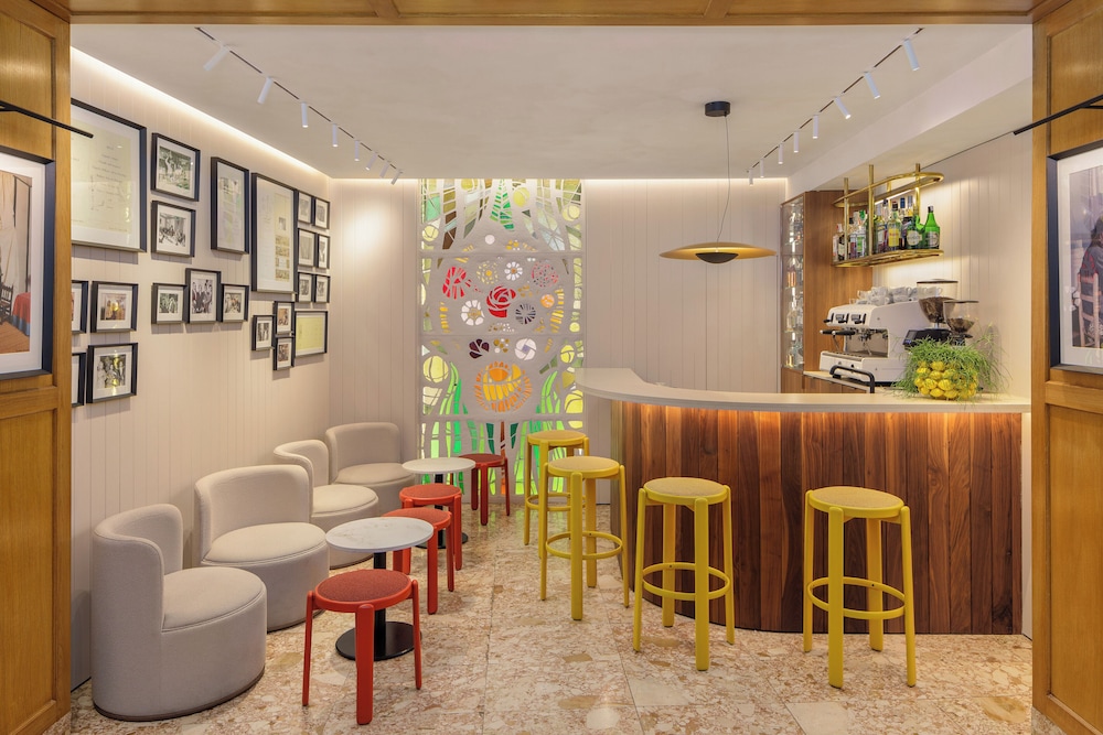 Duran Hotel And Restaurant 41/50