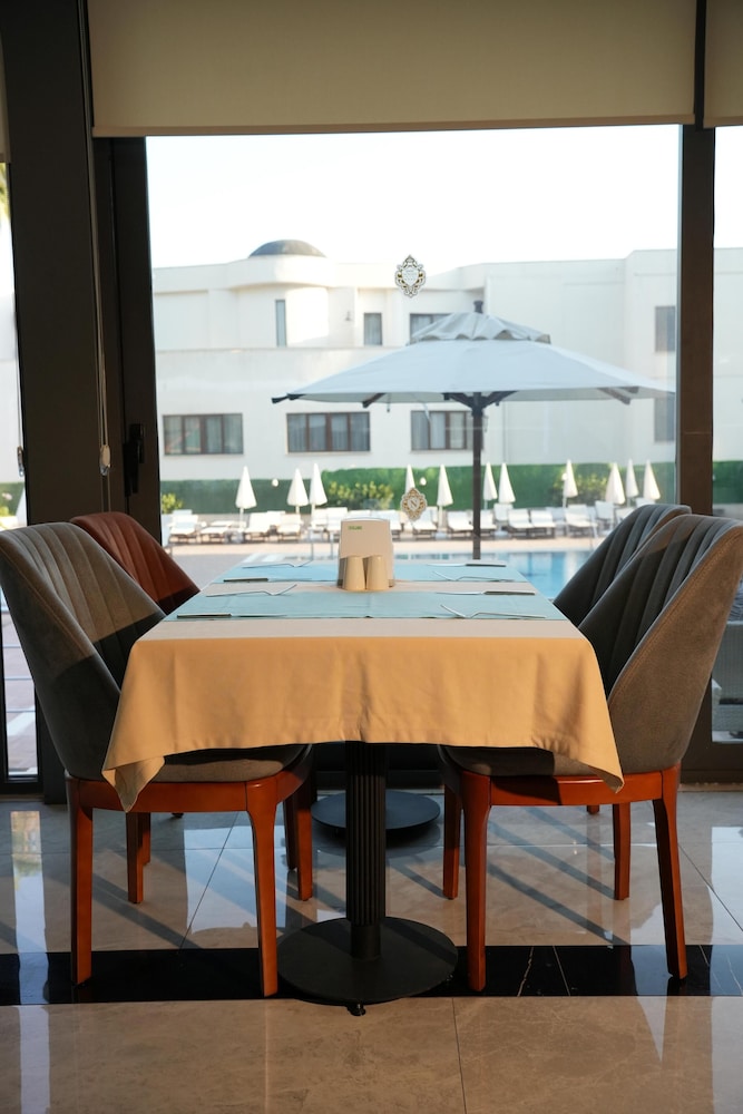Ada Newday Resort Hotel & Spa 40/50