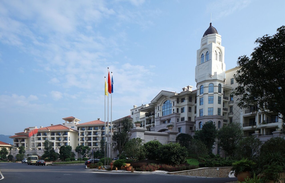 Huangshan Country Garden Phoenix Hotel 14/27