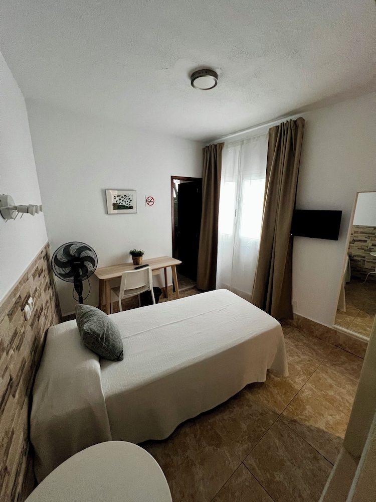 Residencia Cardona 21/57