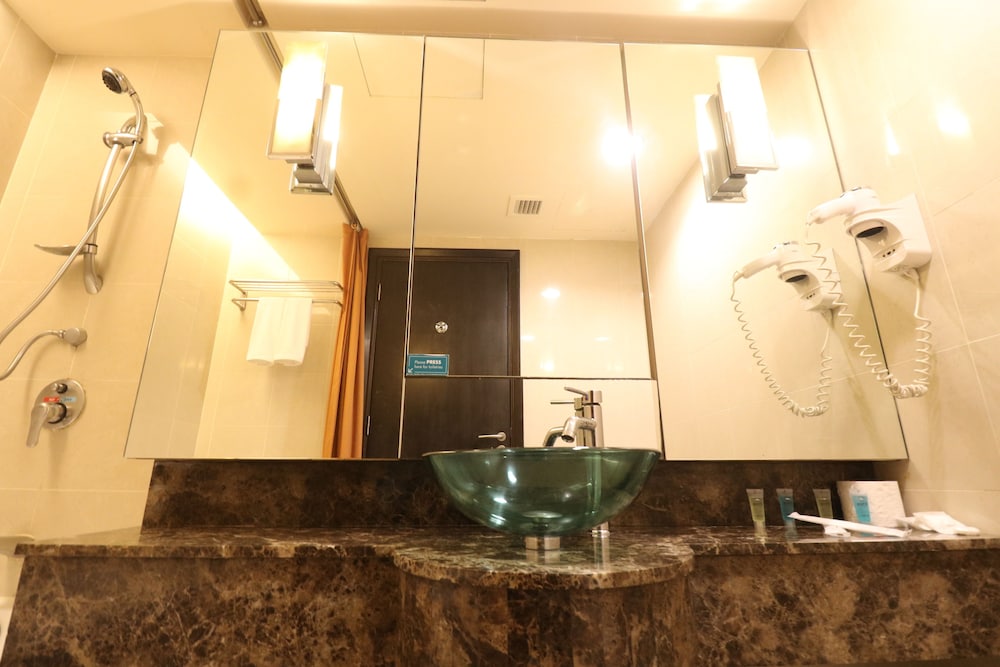 Resort Suites At Bandar Sunway 12/68