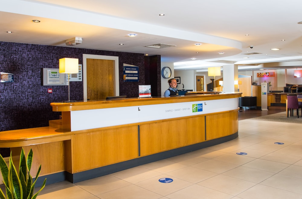 Holiday Inn Express London Hammersmith 5/43