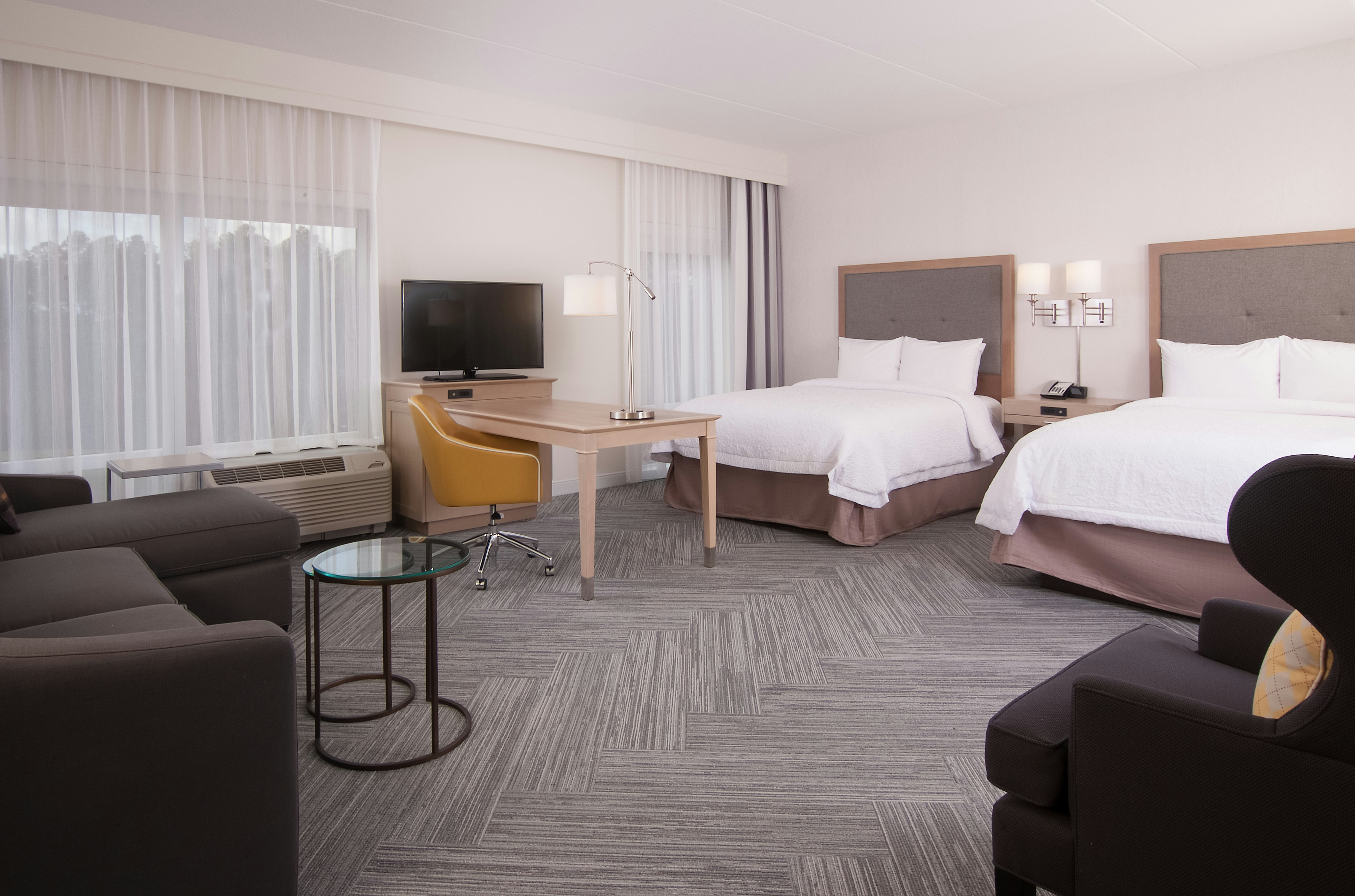 STUDIO, 2 QUEEN BEDS, ACCESSIBLE