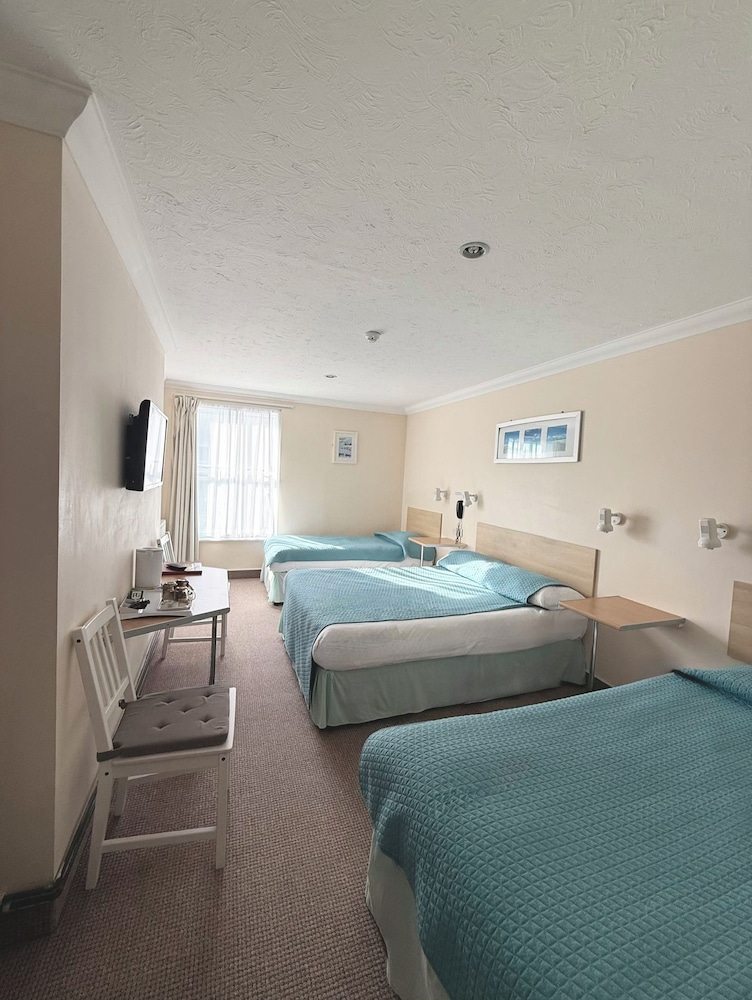 Eastbourne Riviera Hotel 32/64