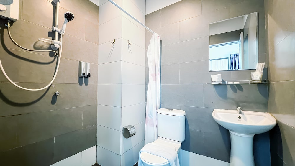 Royal Agate Beach Resort 63/64